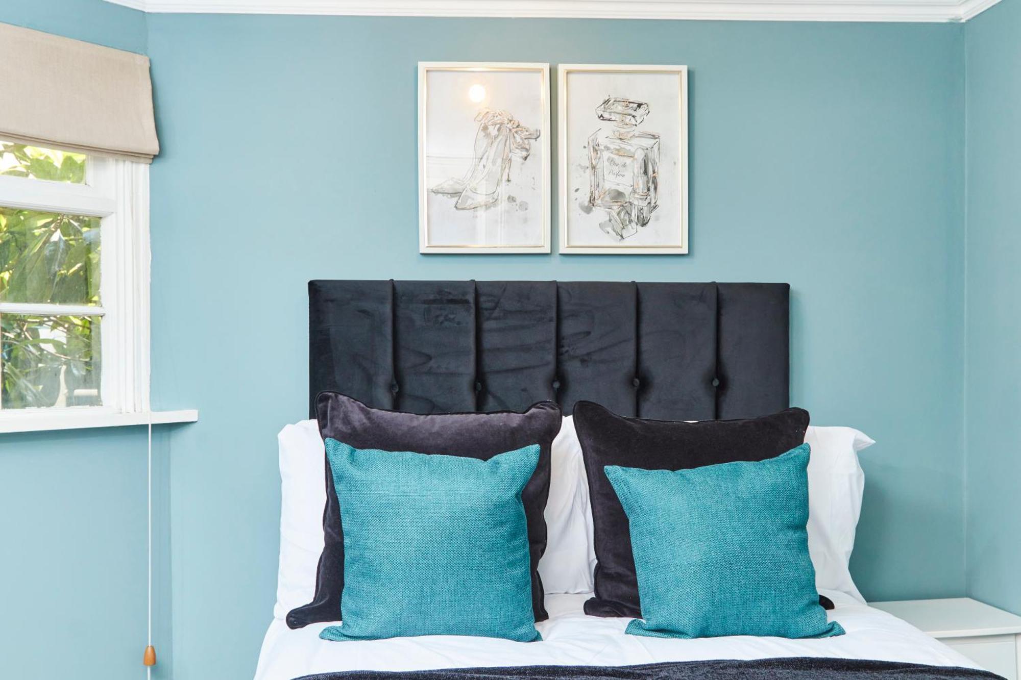 Beautiful 2Bedroom 4 Actual Beds House With Wifi By Purestay Bath Exterior foto